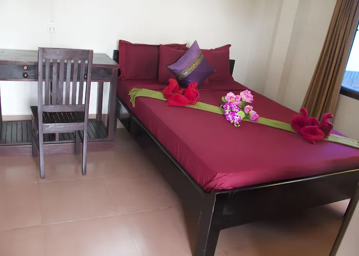 Hotel Palm Garden 2*